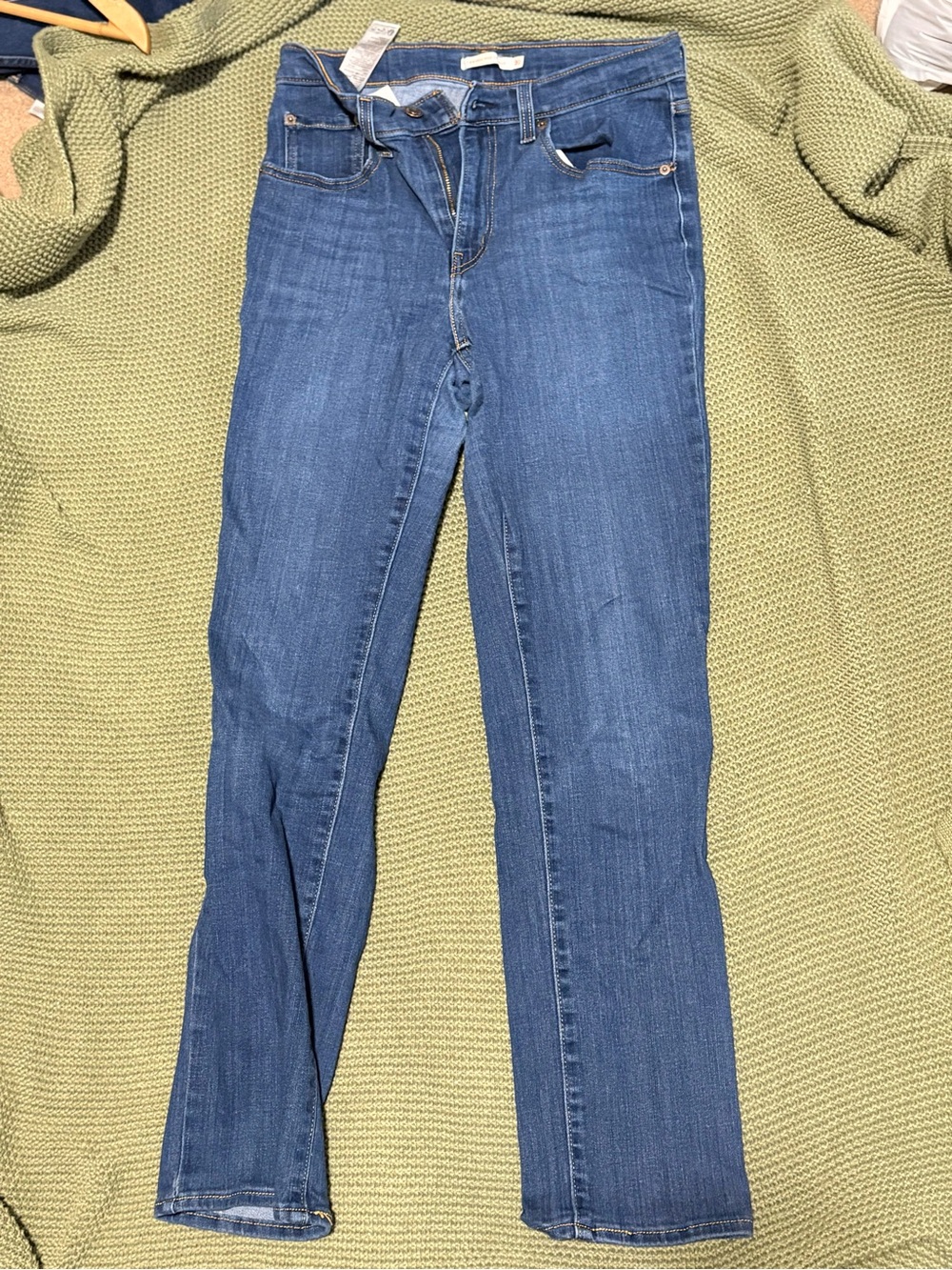 Levi 724 High Rise Straight Jeans 30